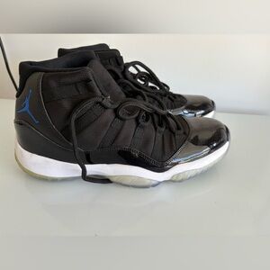 Nike Air Jordan 11 Retro 2009 Space Jam Size 12 Black/Blue used